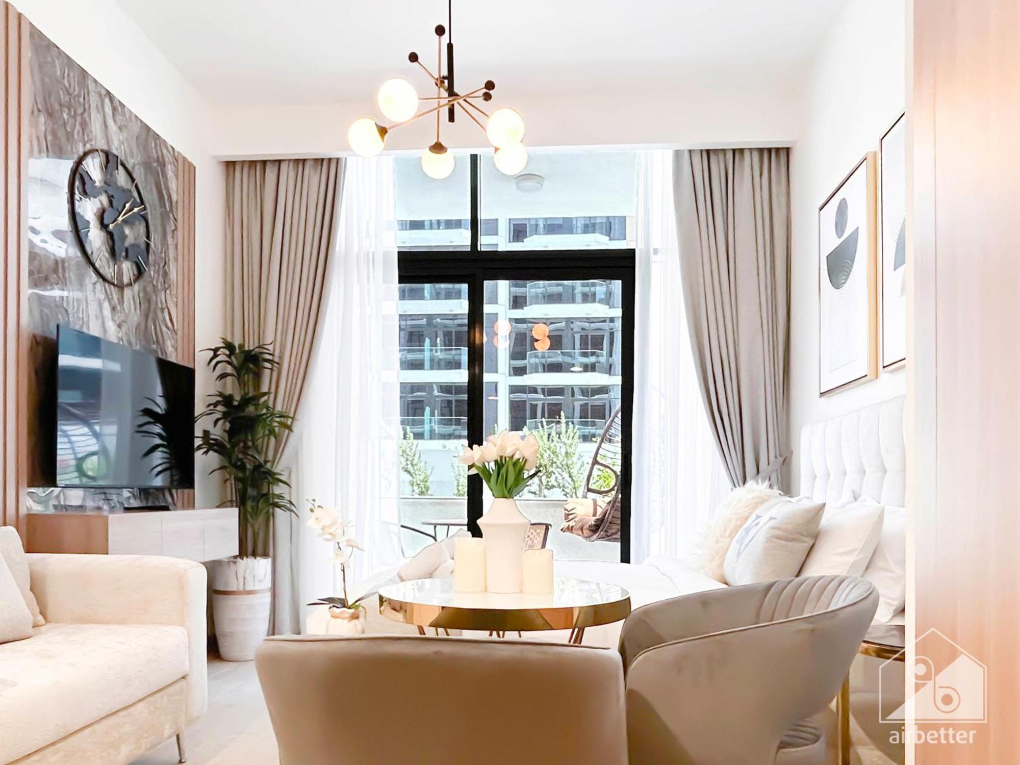 Charming Studio With Balcony In Azizi Riviera ดูไบ ภายนอก รูปภาพ